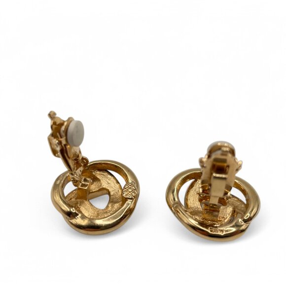 Vintage BUTLER Rhinestone Pave and Enamel Knot Gold Tone Clip on Earrings - Picture 6 of 9